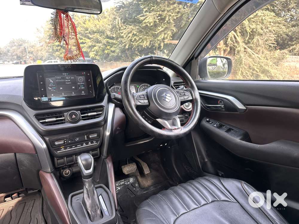 Maruti Suzuki Grand Vitara 1.5 Delta Smart Hybrid At, 2023, Petrol