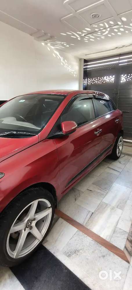 Hyundai I20 2016 Diesel 75000 Km Driven With Alloy