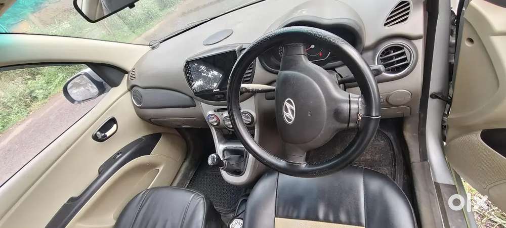 Hyundai I10 Sportz Petrol +cng 2012