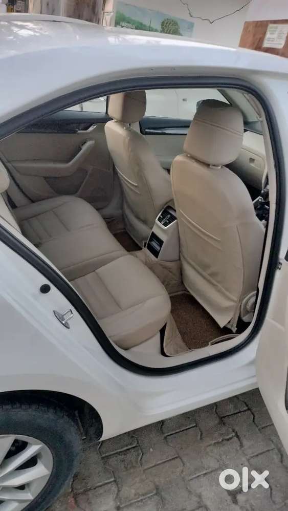 Skoda Octavia Ambiente 2013