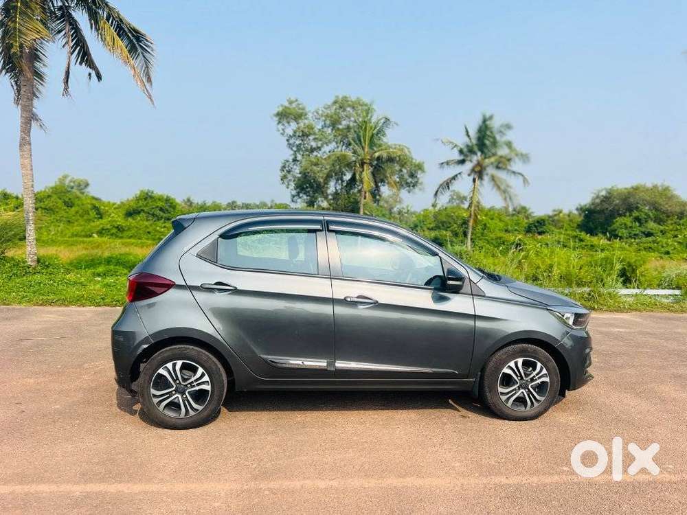 Tata Tiago 1.05 Revotorq Xt, 2024, Petrol