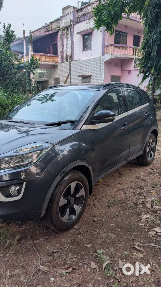 2018 Tata Nexon Xz+ Petrol | First Owner | 5.40lakh