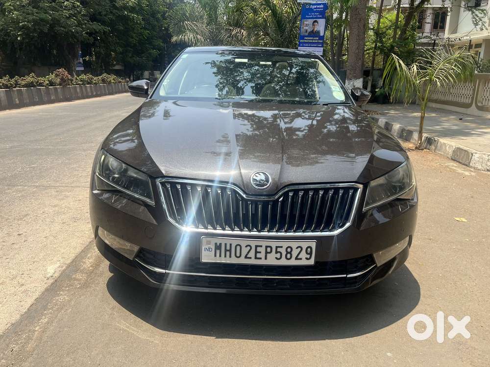 Skoda Superb Style 1.8 Tsi At, 2017, Petrol