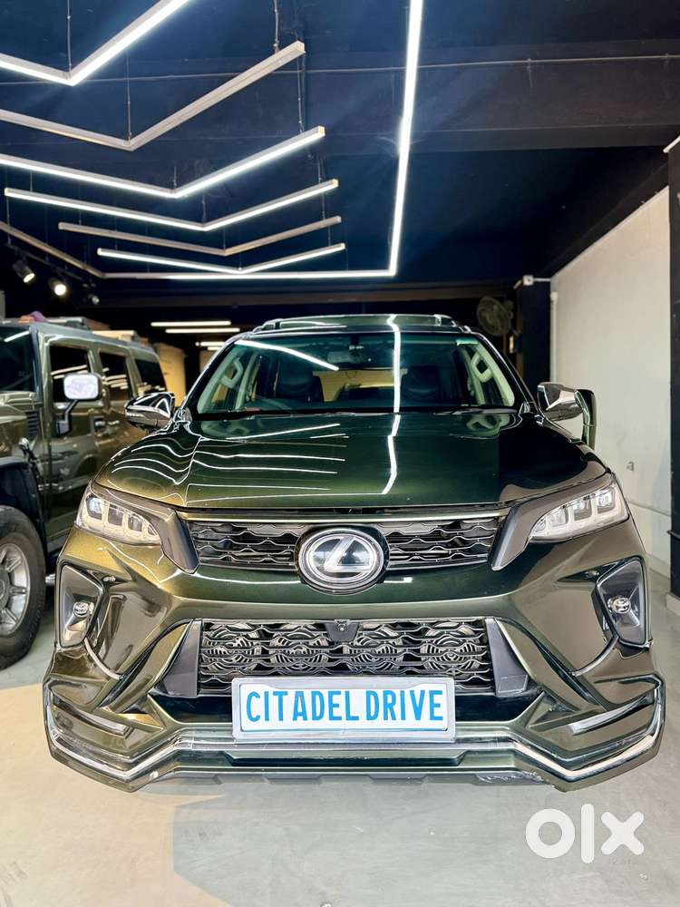 Toyota Fortuner 2.8 Legender 4x4, 2022, Diesel