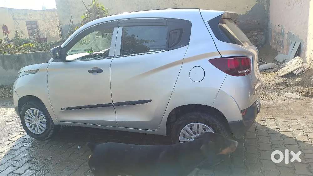 Mahendra Kuv100