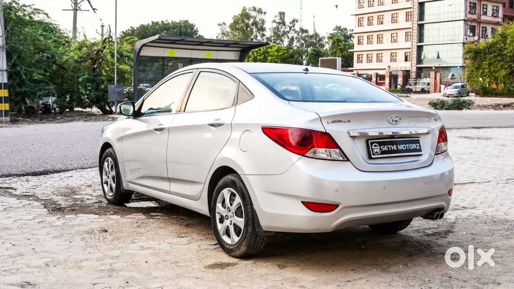 Hyundai Verna 1.6 Ex Vtvt, 2012, Petrol