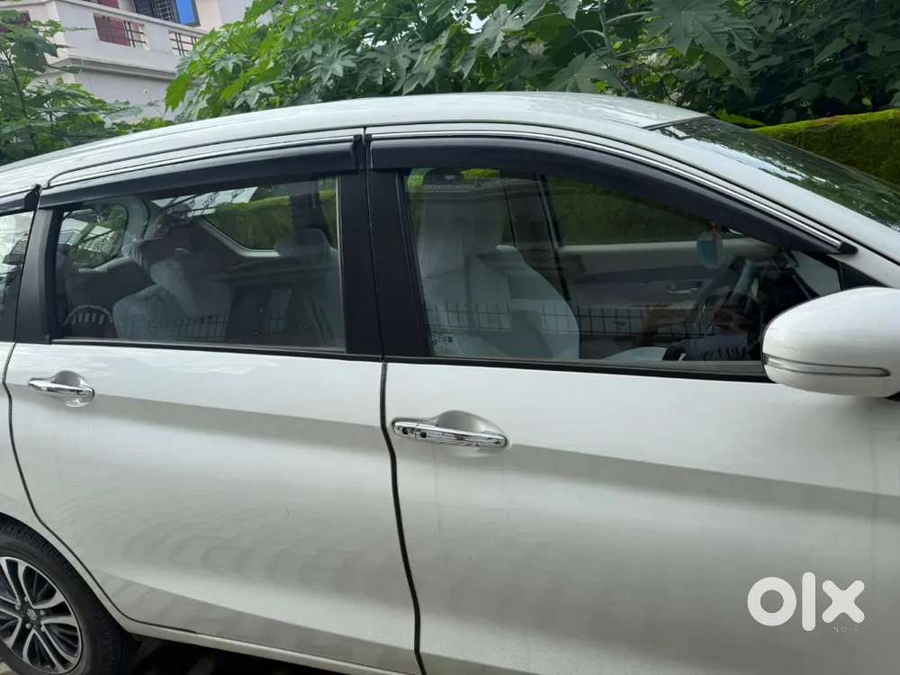 Maruti Suzuki Ertiga Zxi 2024