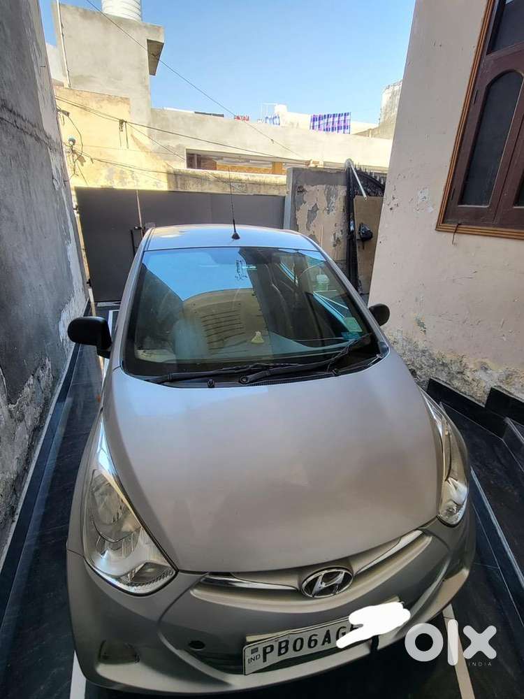 Hyundai Eon 2016 Petrol 72000 Km Driven