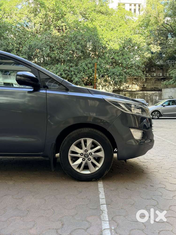 Toyota Innova Crysta 2.8 Gx At 8 Seater, 2018, Diesel