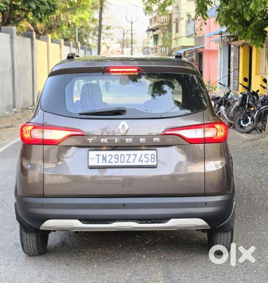 Renault Triber Rxt, 2023, Petrol