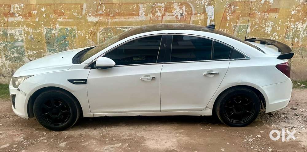 Chevrolet Cruze 2011 Diesel 94000 Km Driven