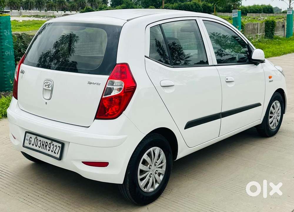 Hyundai I10 Sportz, 2016, Petrol