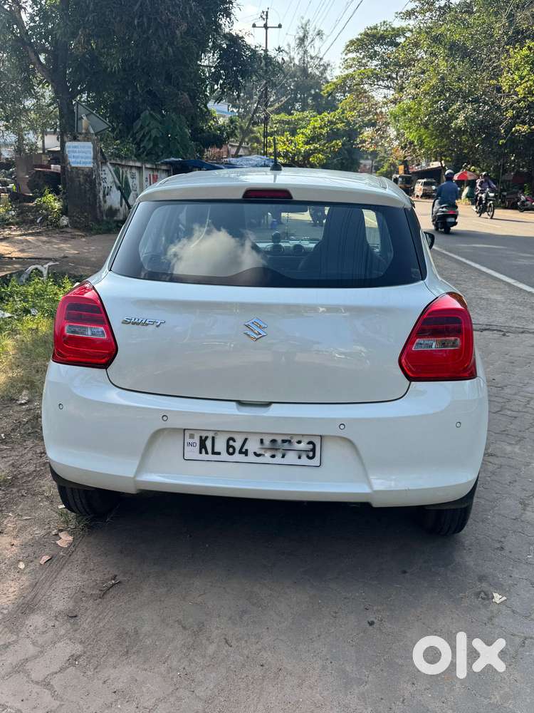 Maruti Suzuki Swift 1.2 Lxi (o), 2020, Petrol