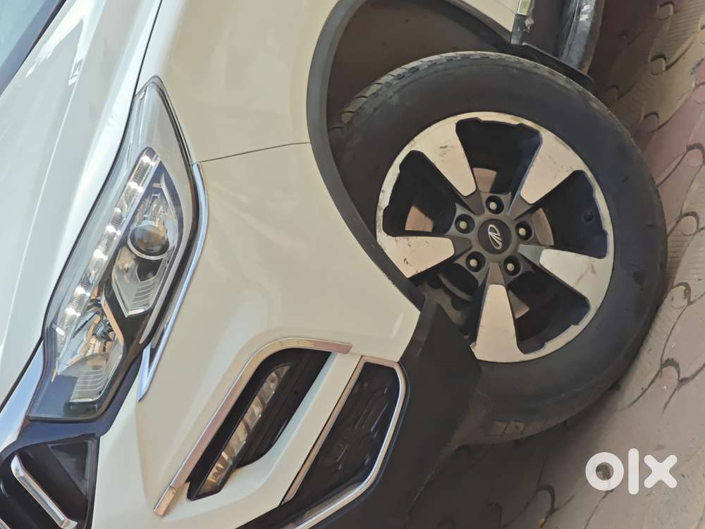 Mahindra Alturas G4 4wd At, 2021, Diesel
