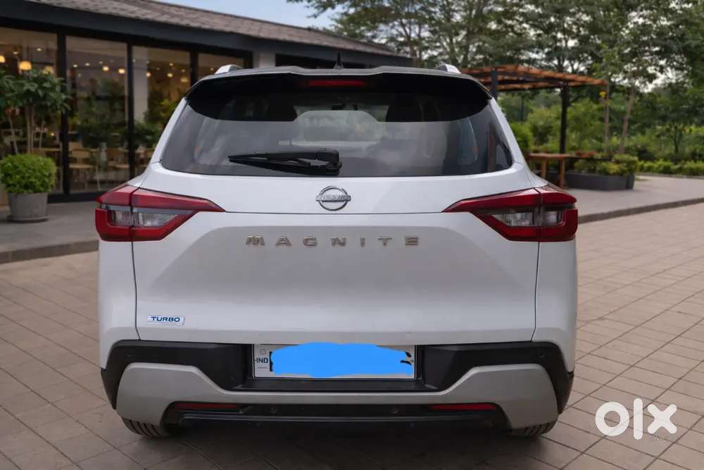 Nissan Magnite 2023 Petrol 18379 Km Driven