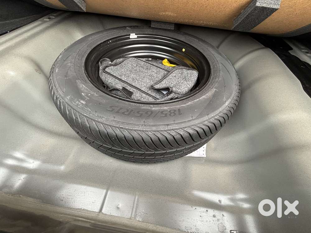 Hyundai Verna 1.6 Sx (o) Vtvt, 2024, Petrol