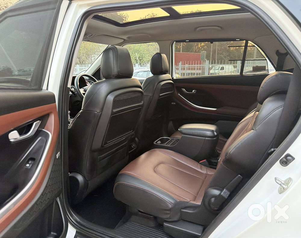 Hyundai Alcazar 1.5 Signature (o) Diesel At 6 Str Dual Tone, 2021, D..