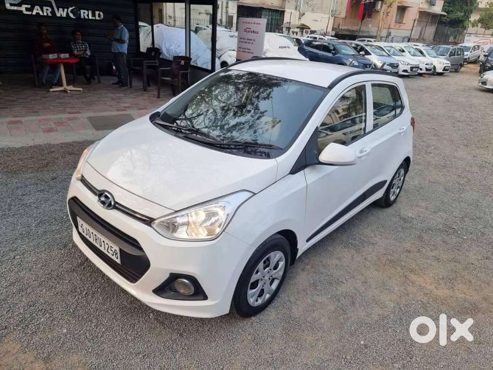 Hyundai Grand I10 1.2 Sportz At, 2016, Cng & Hybrids