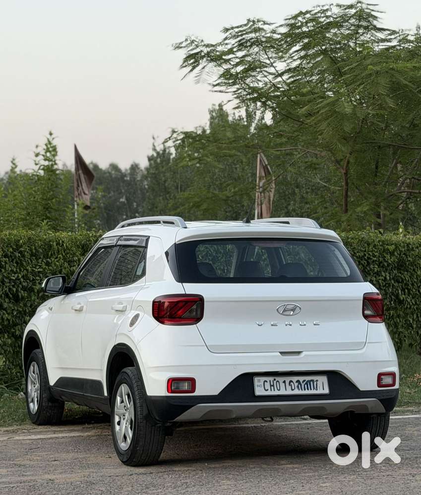 Hyundai Venue S 1.2 Petrol, 2021, Petrol