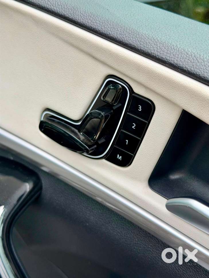 Mahindra Xuv700, 2025, Diesel