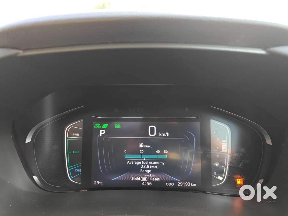 Toyota Urban Cruiser Hyryder 1.5 V Hybrid, 2023