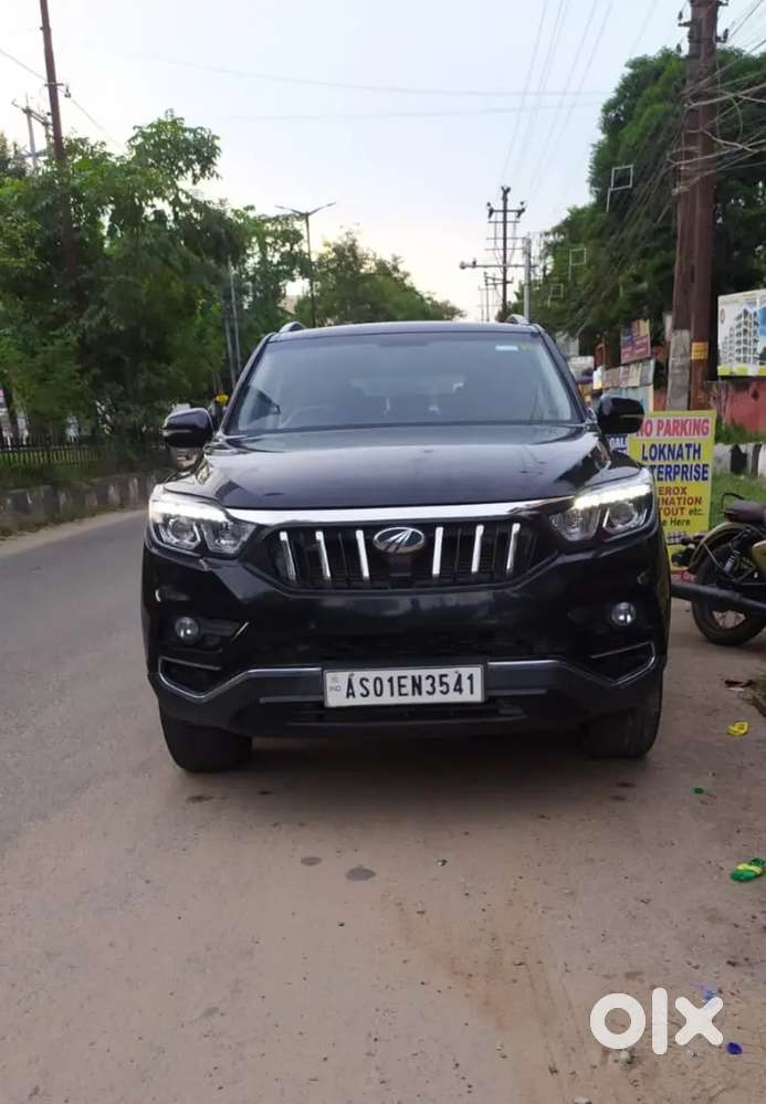 Mahindra Alturas G4 Automatic