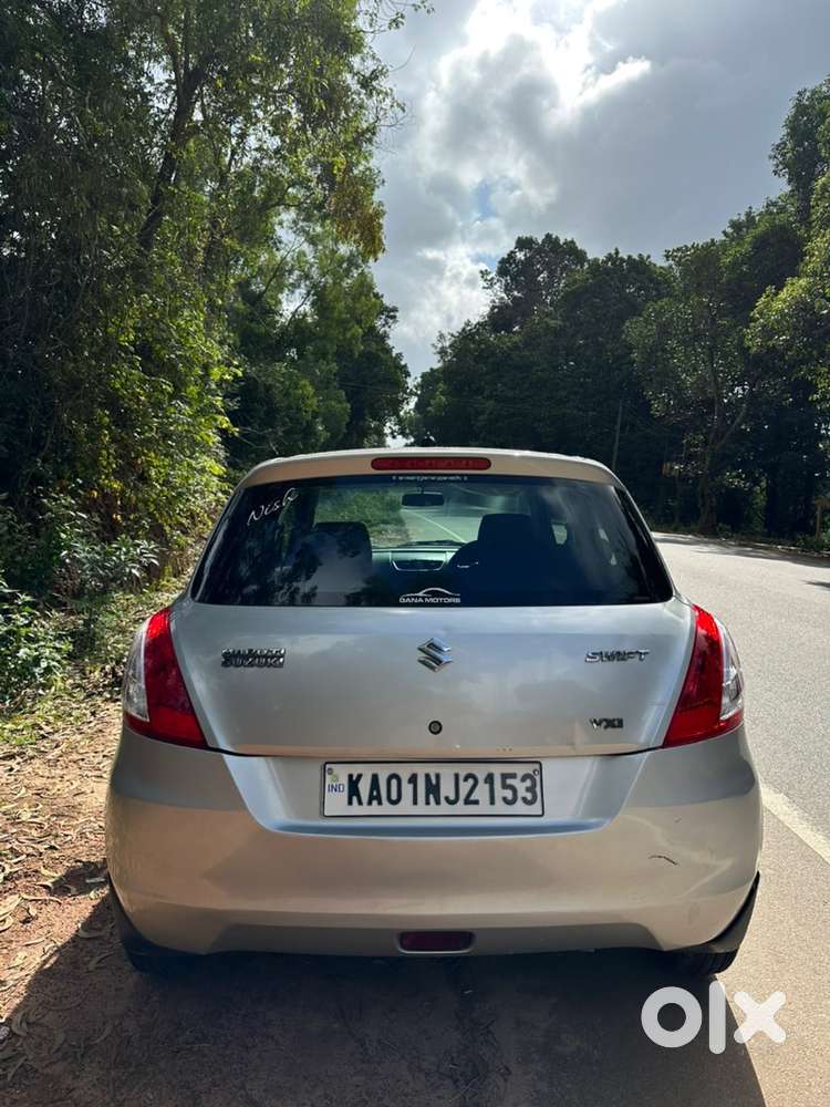 Maruti Suzuki Swift Petrol 2013