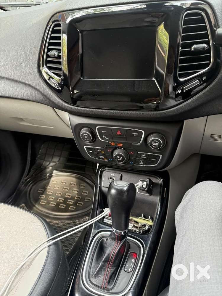 Jeep Compass 2017 Petrol Well Maintained