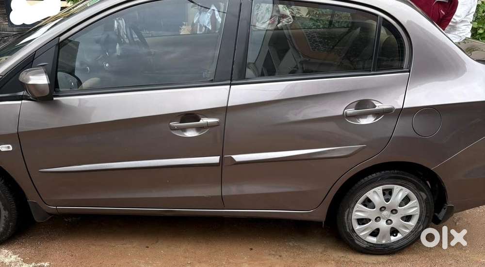 Honda Amaze 2014 Petrol Well Maintained