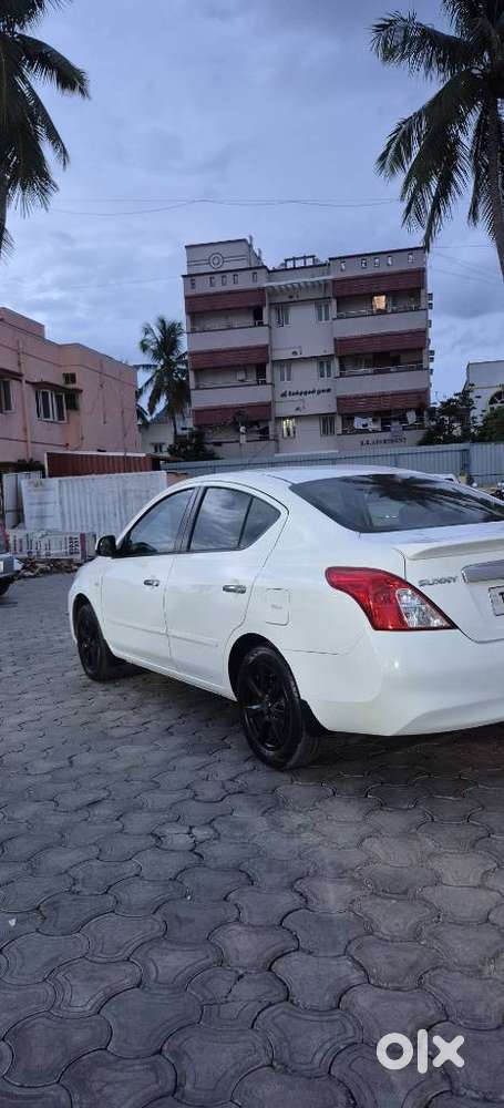 Nissan Sunny Special Edition, 2015, Petrol