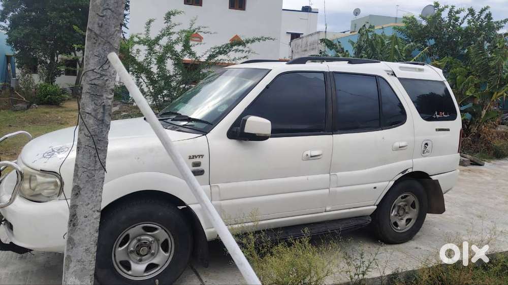 Tata Safari Dicor2*4)