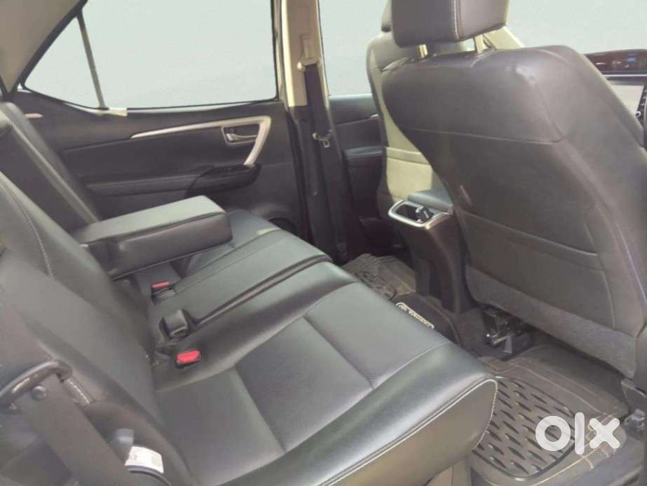 Toyota Fortuner 3.0 4x2 Automatic, 2025, Petrol