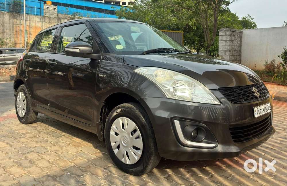 Maruti Suzuki Swift Vxi Optional, 2016, Petrol