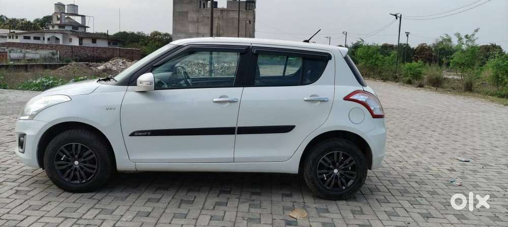 Maruti Suzuki Swift Vxi, 2016, Petrol