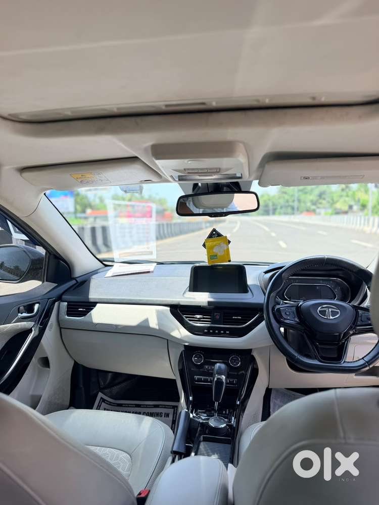Tata Nexon 1.2 Revotron Xza Plus Dualtone, 2022, Petrol