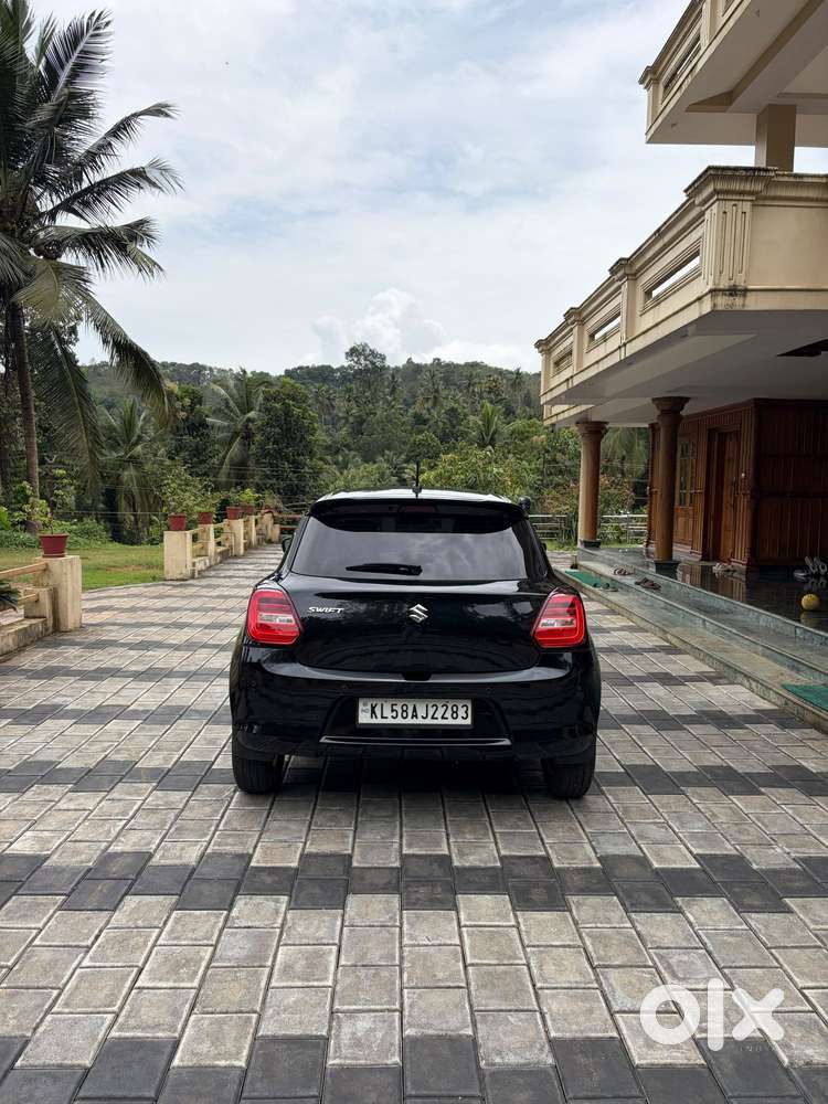Maruti Suzuki Swift Vvt Zxi, 2023, Petrol