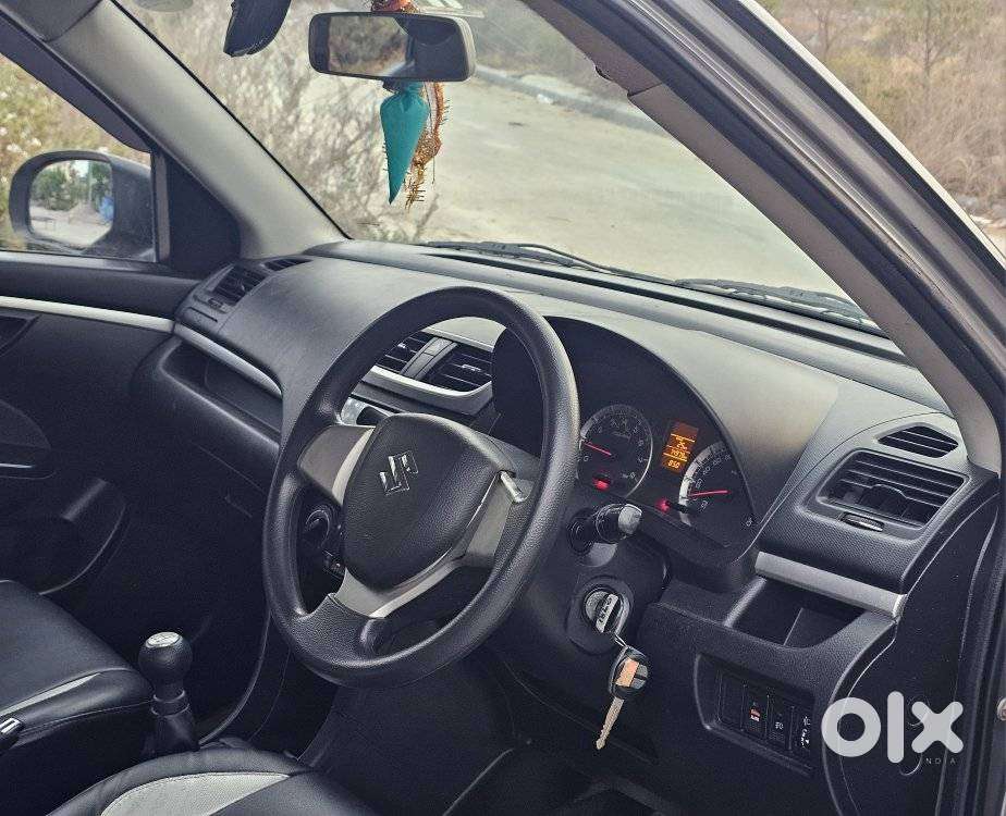 Maruti Suzuki Swift 2011-2014 Vxi, 2013, Petrol