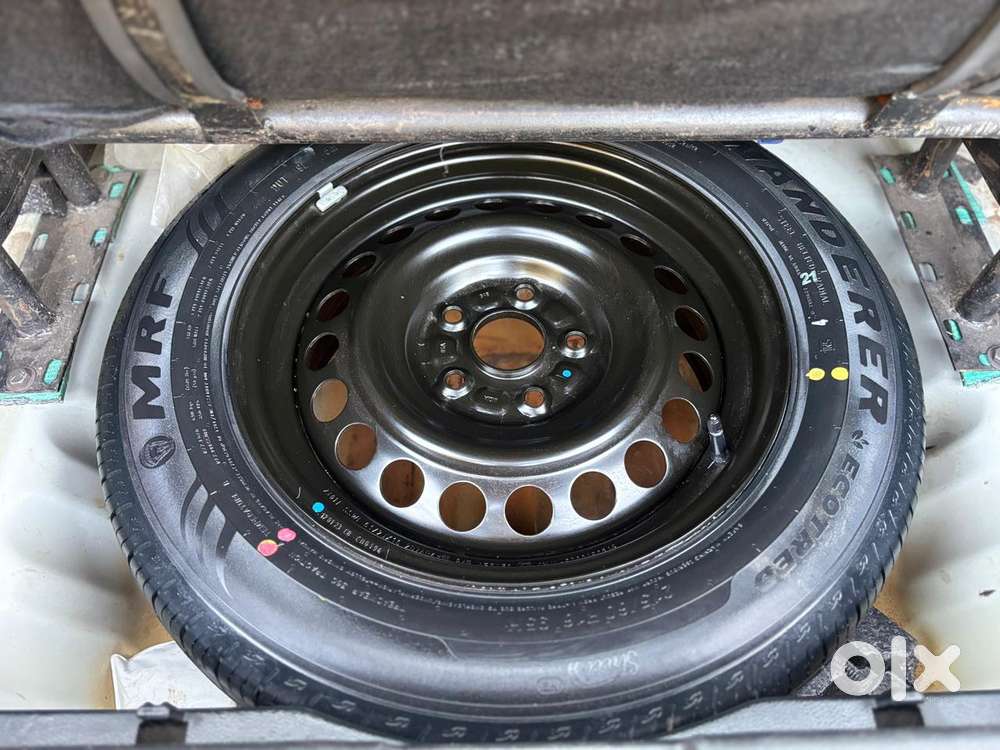 Maruti Suzuki Brezza 1.5 Vxi Cng, 2023, Cng & Hybrids