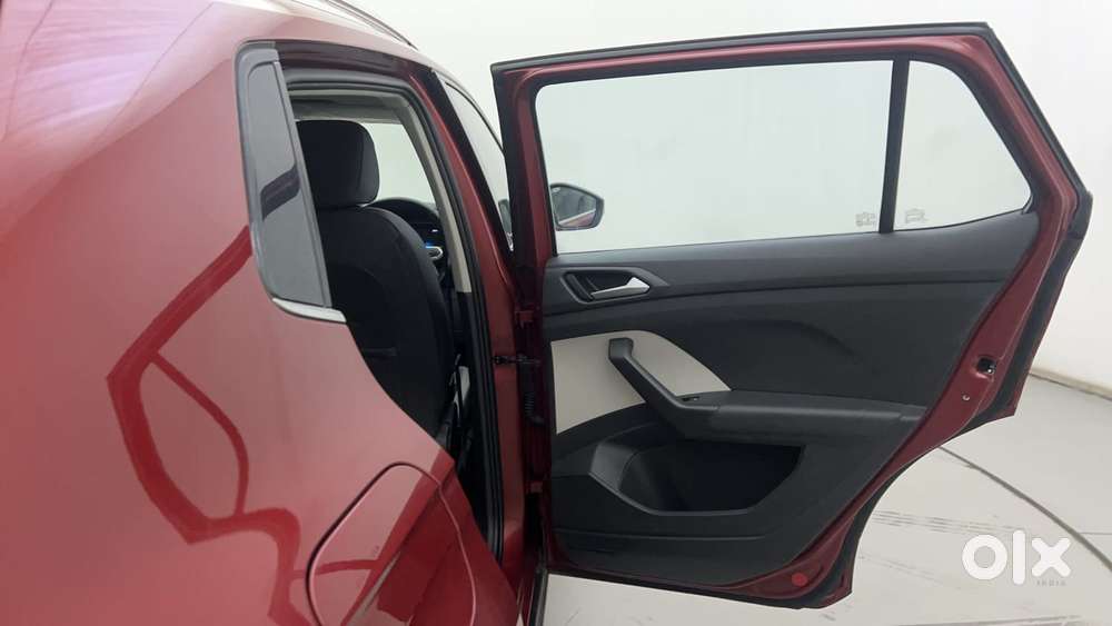 Volkswagen Taigun 1.0 Tsi Topline At, 2022, Petrol