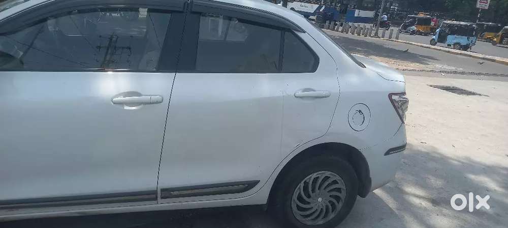 Maruti Suzuki Dzire 2022 Petrol 121865 Km Driven