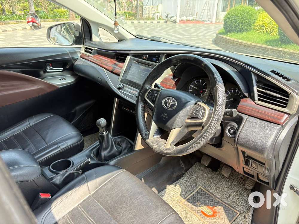 Toyota Innova Crysta 2.4 V 8 Str, 2018, Diesel