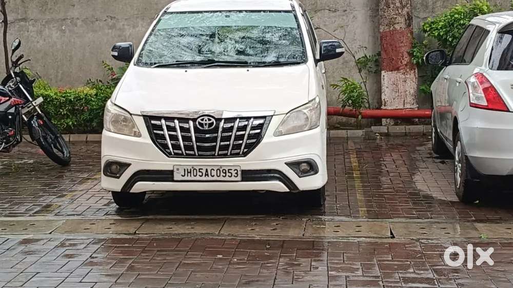 Toyota Innova 2010 Diesel 150000 Km Driven