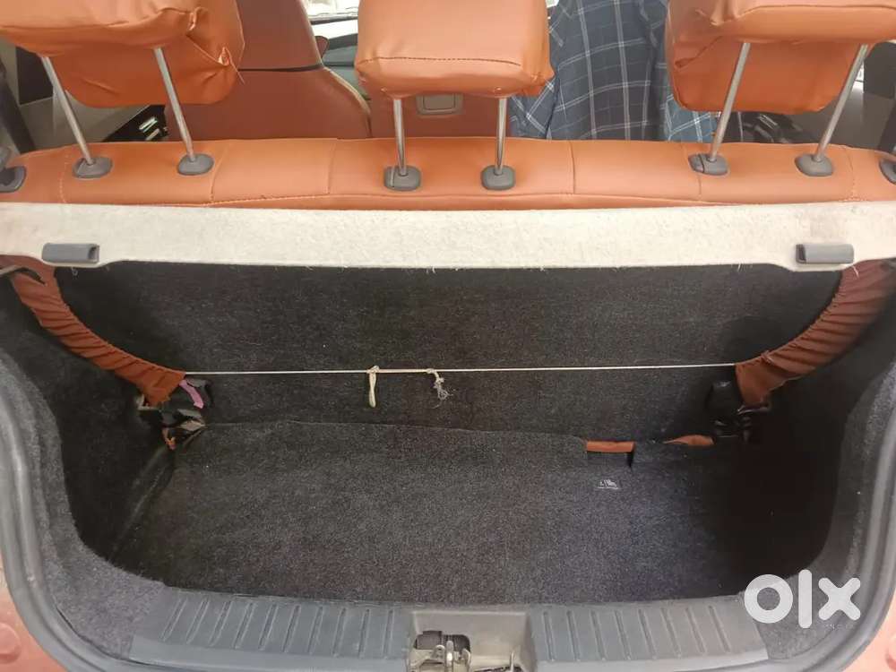 Mahindra Kuv100 K8, 2016 Petrol With Rear Camera.