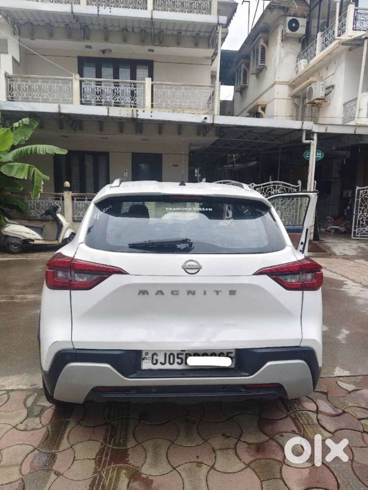 Nissan Magnite 1.0 Xe, 2022, Cng & Hybrids