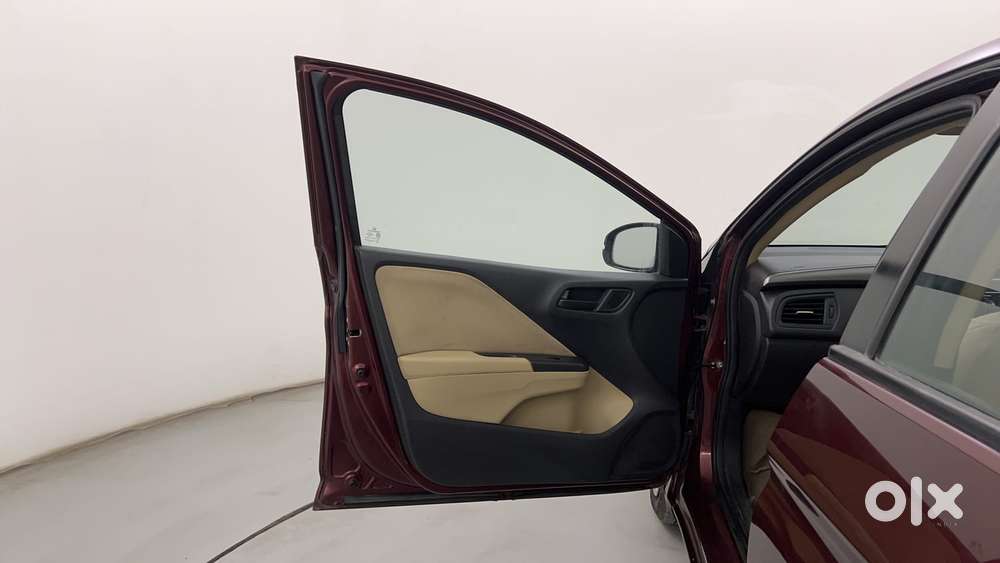 Honda City I-vtec Sv, 2015, Petrol