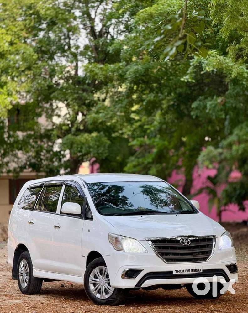 Toyota Innova 2.5 G (diesel) 8 Seater, 2012, Diesel