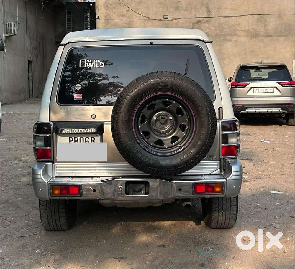 Mitsubishi Pajero Sfx