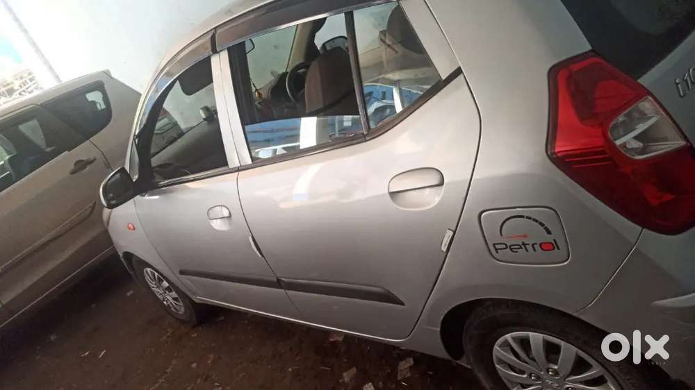 Hyundai I10 Sportz 2016 Car