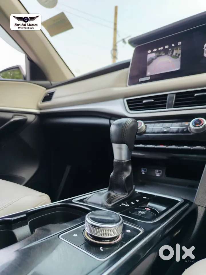 Mahindra Xuv700 2.2 Ax 7 Diesel At Str Awd, 2022, Diesel
