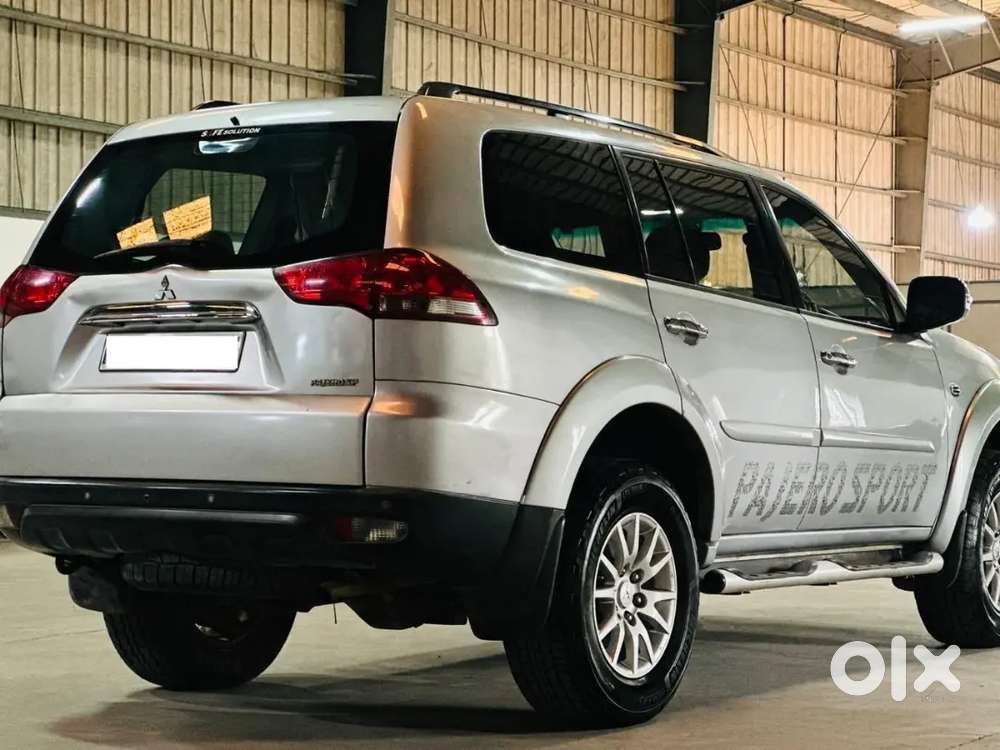 Mitsubishi Pajero Sport 2016 Diesel 100000 Km Driven